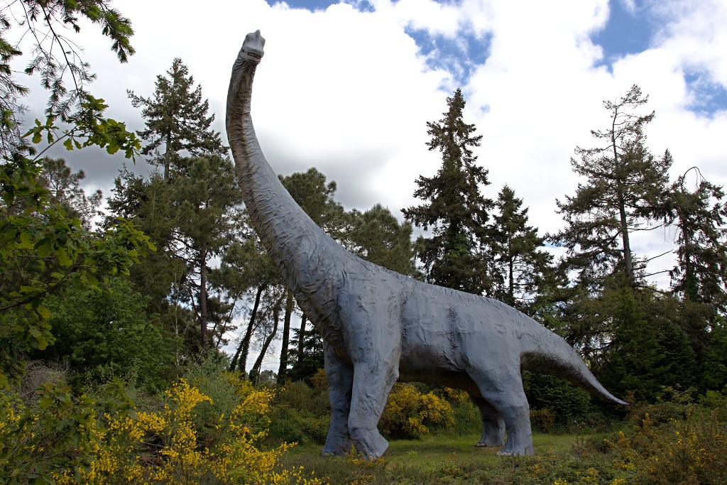 parc de prehistoire bretagne hdr france frankrijk themapark dino dinosaurussen dinosaurus zoo tyrannosaurus rex